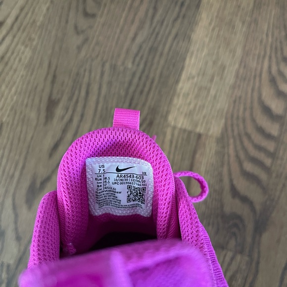 Nike Renew In-Season AR4543 603 Pink Trainers - Picture 6 of 6